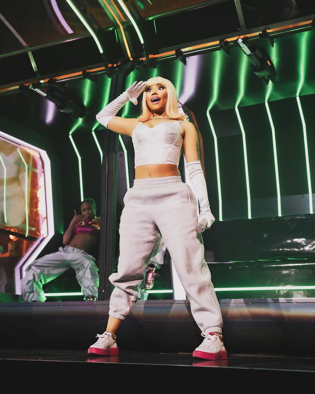 Top 3 Trainers for Grip, Stability and Confident Steps on Stage