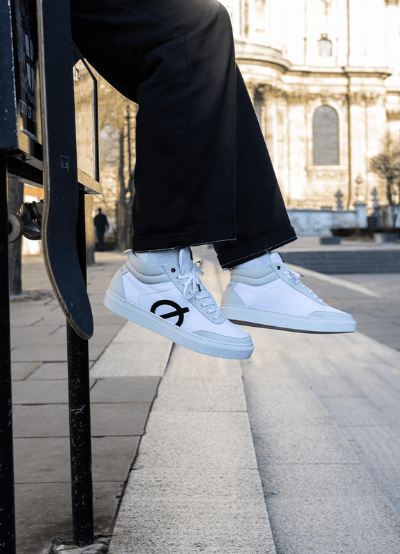 Vans to reebok size online